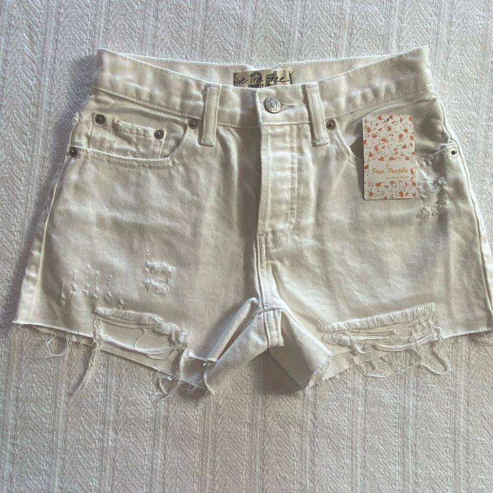 FREE PEOPLE WOMENS SIZE: 24 Sofia Shorts - Picture 1 of 10